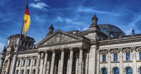 Abbildung des Reichstaggebäudes in Berlin